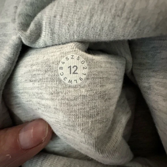 Lululemon Scuba Hoodie- EUC - Picture 4 of 6